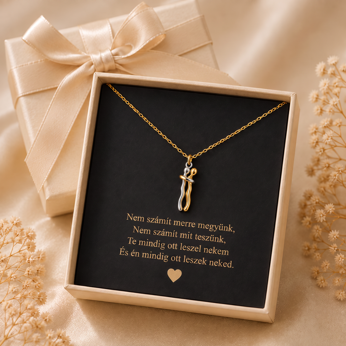 Édes ölelés medál 👑 – romantikus szerelemszimbólum állítható ezüst lánccal 💖
